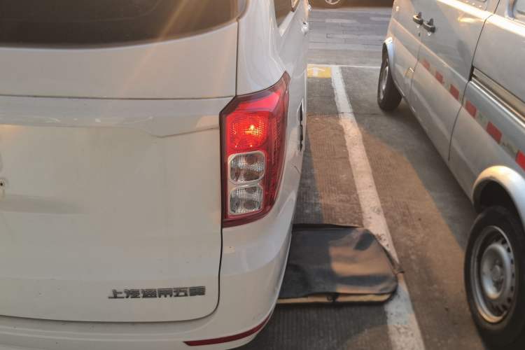 Used Wuling Hongguang 2019 1.5L S Standard Version China VI LAR