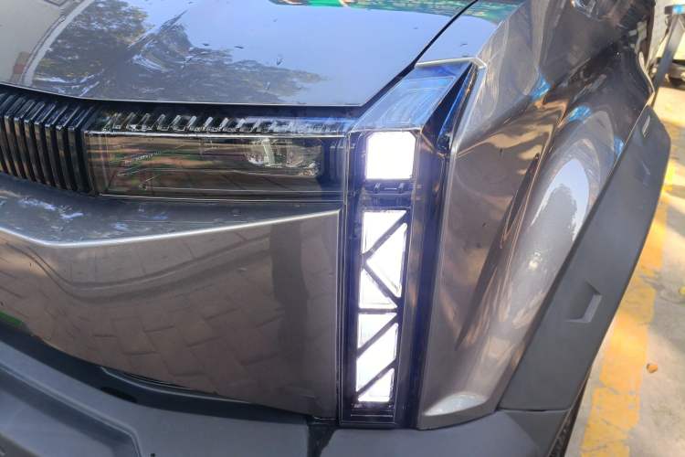 Used  03 2024 401km Two-Wheel Drive Standard Advanced Version