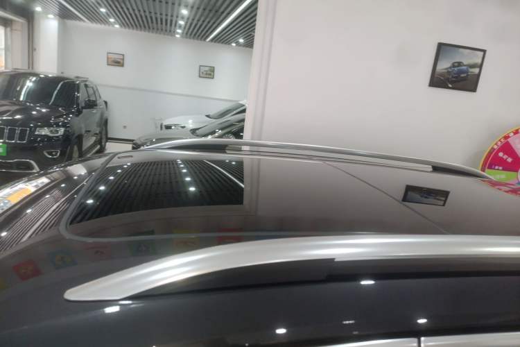 Used Volkswagen Tayron 2022 330TSI Two-Wheel Drive Luxury Smart Connectivity Version
