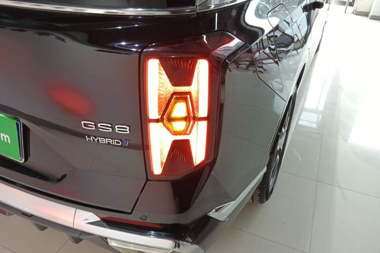 Used GAC Trumpchi GS8 2022 Dual-Engine Series 2.0TM Two-Wheel Drive Prestige Edition (7 Seats)
