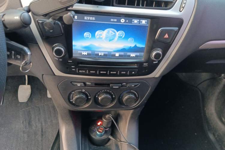 Used Peugeot 301 2016 1.6L Manual Comfort Edition
