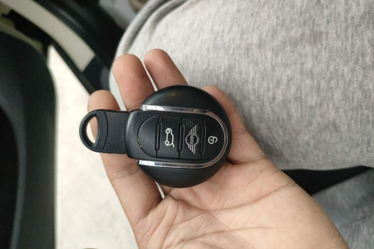 Used  MINI 2018 1.5T COOPER Classic Edition
