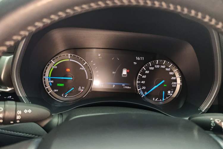 Used Toyota Highlander 2023 2.5L Smart Electric Hybrid Dual-Engine Four-Wheel Drive Prestige Version – 7 Seats