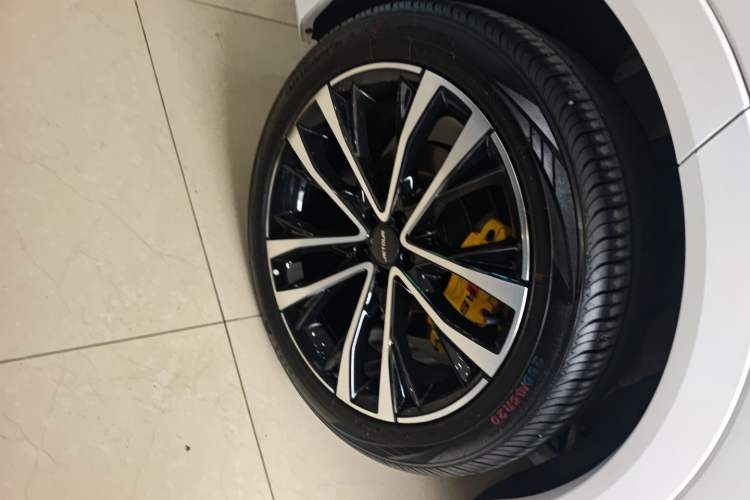 Used JETOUR X70 PLUS 2021 1.6T DCT Pro+ 5-Seater
