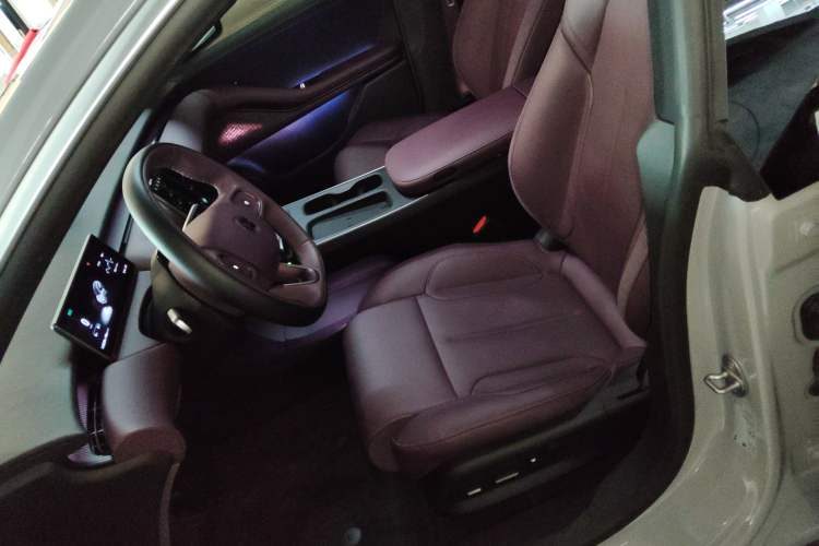 Used Nio ET5T 2024 75kWh Touring
