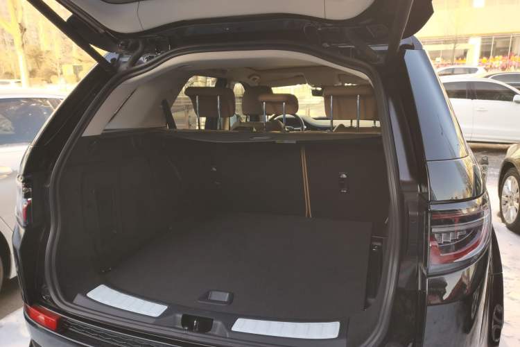 Used Land Rover Discovery Sport 2024 Luxury Custom Edition