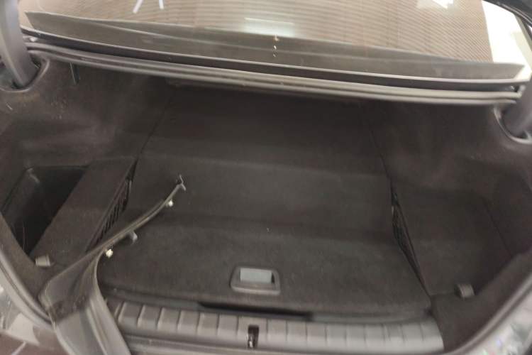 Used BMW 5 Series New Energy 2020 Mileage Upgrade Version 530Le Luxury Package