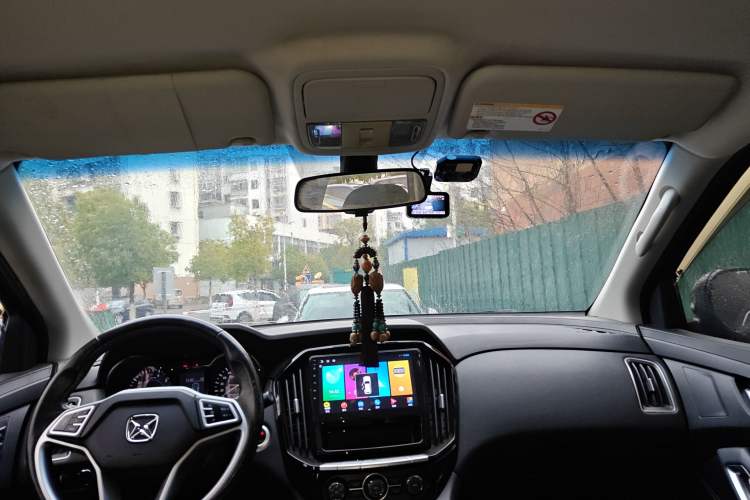 Used JMC Yusheng S350 2016 2.0T Automatic All-Wheel Drive Gasoline Luxury Edition 5 Seats
