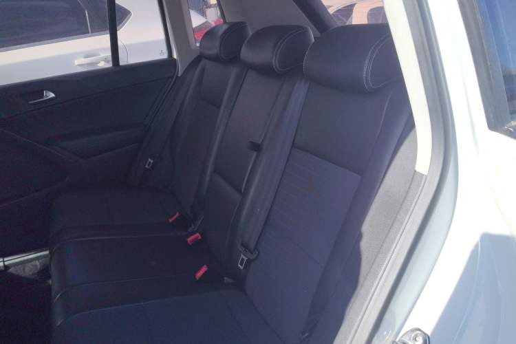 Used Volkswagen Tiguan 2016 280TSI Automatic Two-Wheel-Drive Silk Road Style Edition
