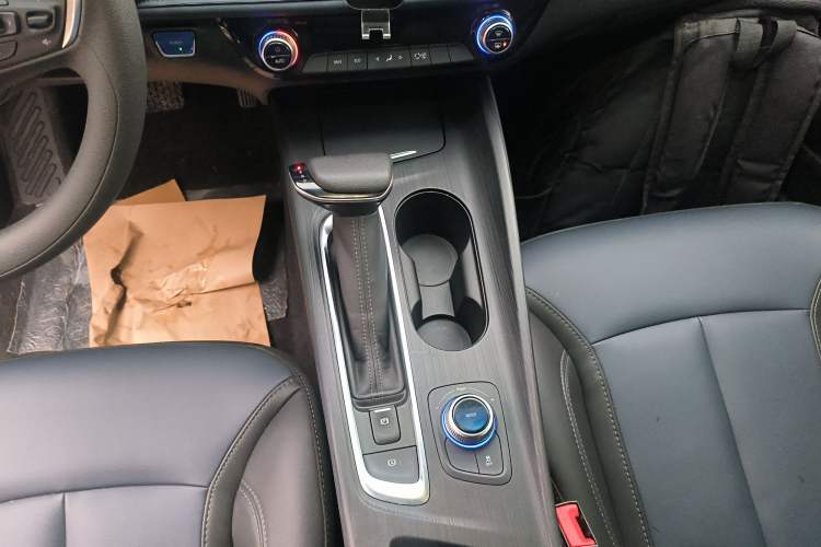 Used Buick Velite 6 2023 430km Range Commuter Version
