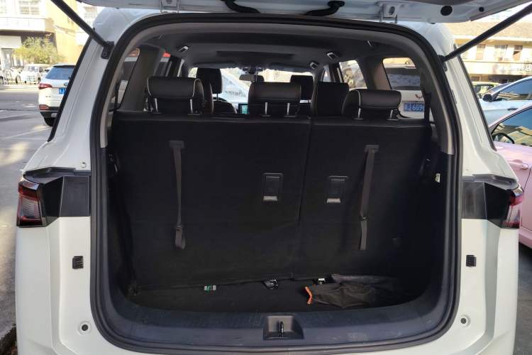 Used Wuling Jiachen 2022 1.5T CVT Deluxe Flagship Edition
