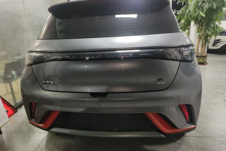 Used BYD Dolphin 2021 405 km Fashion Edition
