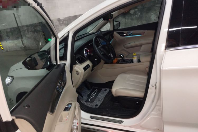 Used BYD Song MAX New Energy 2019 DM 1.5T Smart Connect Zhiyao Model 6 Seats China VI Standard
