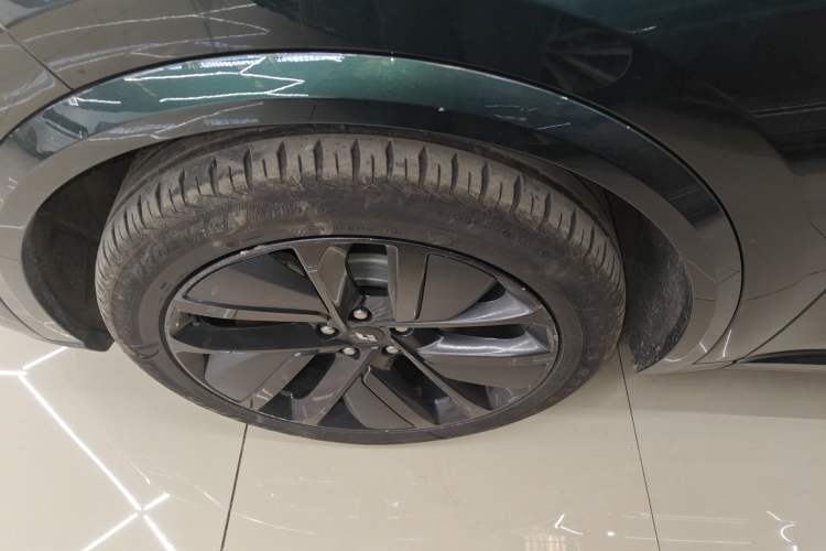 Used Li Auto L9 2022 Max model
