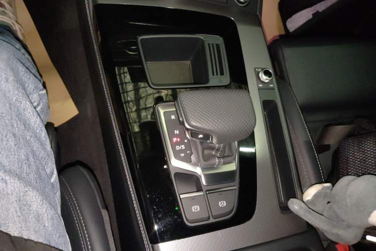 Used Audi Q5L 2024 40 TFSI Luxury Dynamic Edition
