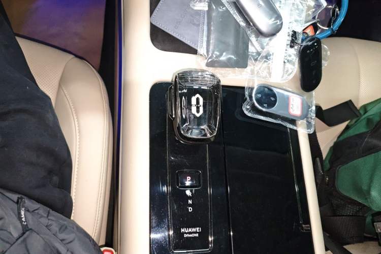 Used Hima AITO M7 2022 1.5T Four-Wheel Drive Luxury Edition