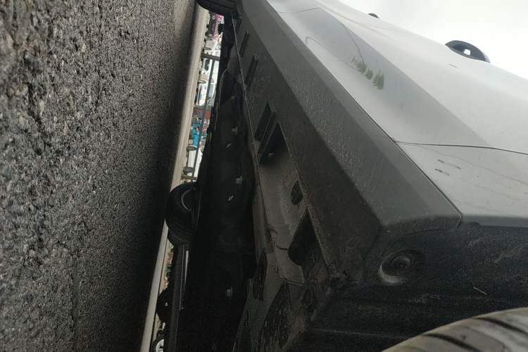 Used  L6 2025 EM-i 60km Launch Edition
