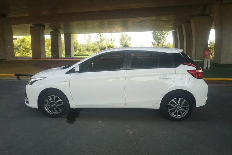 Used Toyota YARiS L 2020 1.5L CVT Leading Edition
