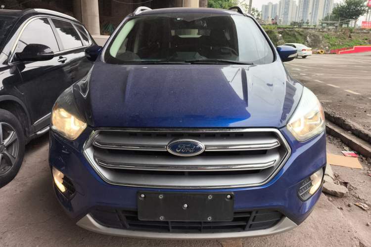 Used Ford Kuga 2018 EcoBoost 180 Two-Wheel-Drive Platinum Edition
