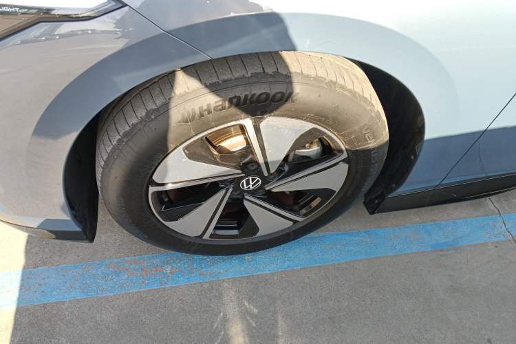 Used Volkswagen ID.7 VIZZION 2024 AIR model
