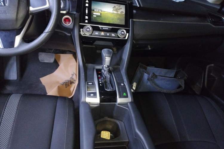 Used Honda Civic 2016 220TURBO CVT Luxury Edition