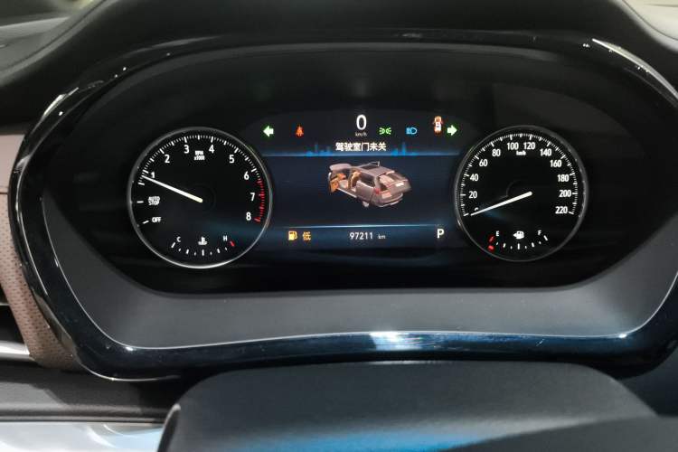 Used Buick GL8 2023 Land Executive Class Comfort Model
