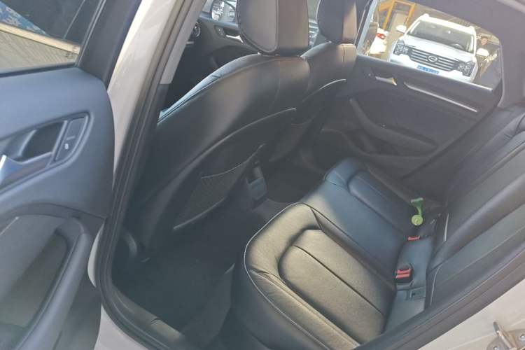 Used Audi A3 2020 Restyled Limousine 35 TFSI Ambition Version China VI
