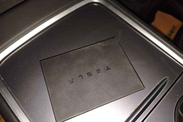 Used Tesla Model Y 2022 Rear-Wheel-Drive Version