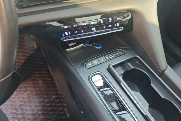 Used Buick Enclave 2020 28T Four-Wheel Drive Prestige Version
