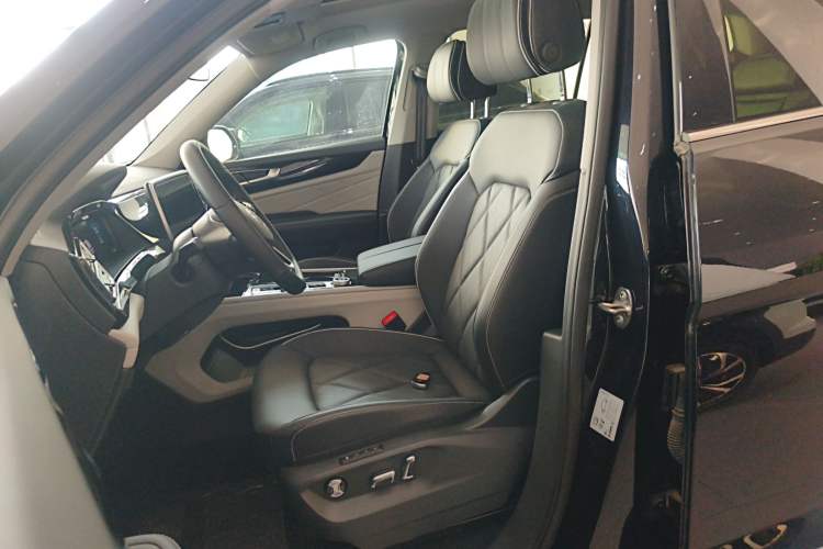 Used Volkswagen Teramont 2024 380TSI Four-Wheel Drive Longxiang Edition
