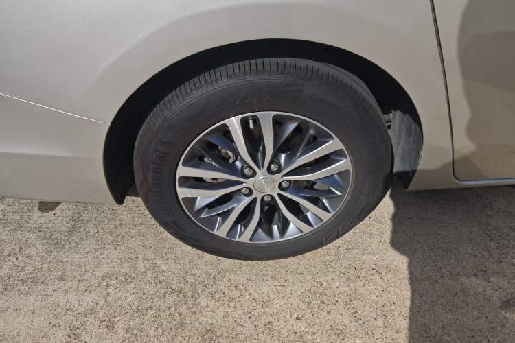 Used Buick GL8 2022 ES Landtrek 653T Comfort Edition
