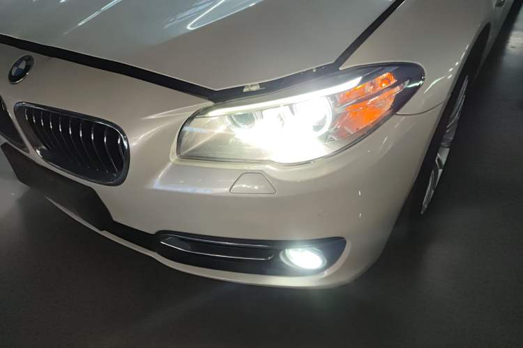 Used BMW 5 Series 2014 525Li Luxury Design Package