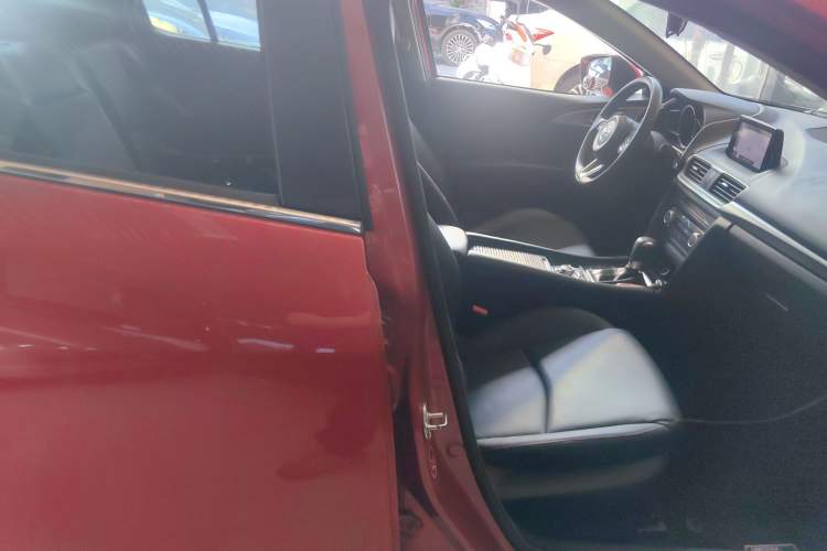 Used Mazda Mazda 3 Axela 2017 Sedan 1.5L Automatic Luxury Model Emission Standard China V
