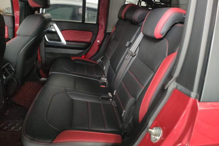 Used BAIC Off-Road BJ40 2020 2.0T Automatic Four-Wheel Drive Urban Hunter Edition Chivalrous Type
