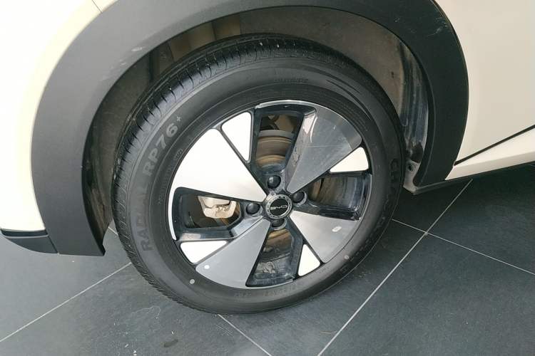 Used BYD Dolphin 2023 420 km Fashion Edition
