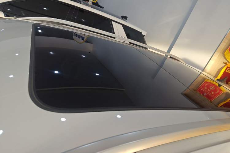 Used Volkswagen Tharu 2021 280TSI Two-Wheel-Drive Luxury Plus Edition
