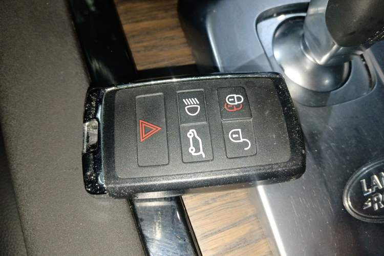 Used Land Rover Discovery Sport 2022 249 PS R-Dynamic S Performance Edition 5 Seats
