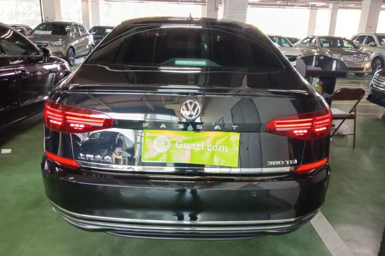 Used Volkswagen Passat 2019 380TSI Prestige Edition China VI Standard
