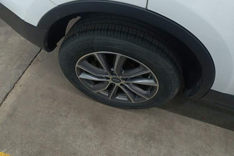 Used Geely Auto Emgrand X7 Sport 2021 Million Edition 1.8TD DCT Two-Wheel Drive Comfort Model
