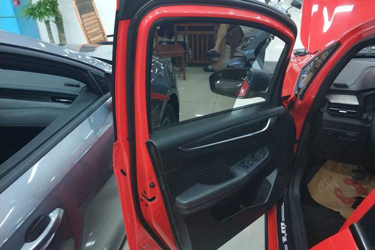 Used Geely Auto Vision X3 2021 PRO 1.5L CVT Deluxe Model
