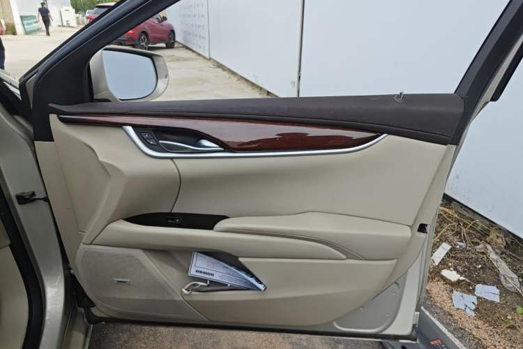 Used Cadillac XTS 2017 28T Elite Model
