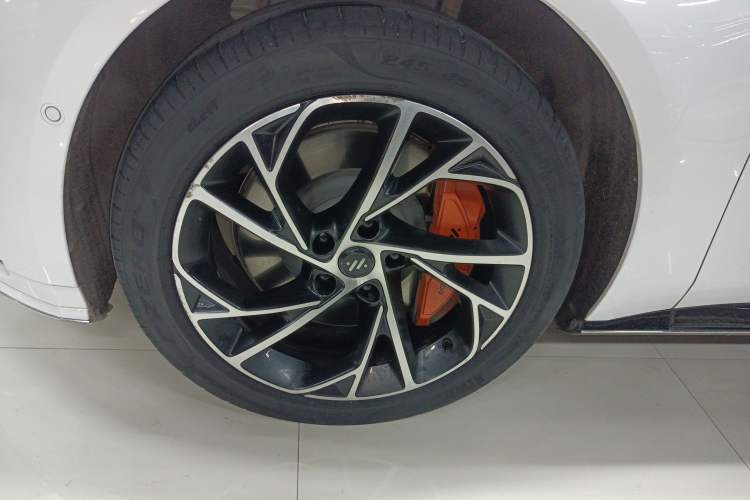 Used  L7 2022 Dynamic Model
