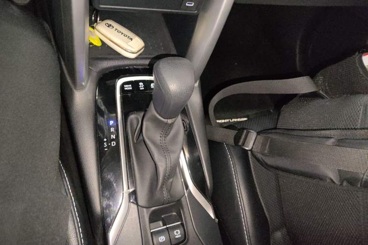 Used Toyota FRONTLANDER 2023 2.0L Smart Electric Hybrid Dual-Engine Leading Edition
