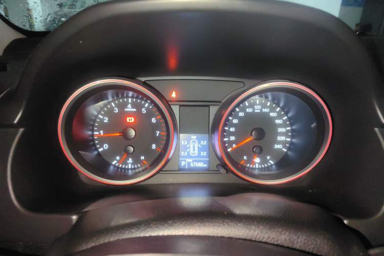 Used Haval H6 2015 Sport Edition 1.5T Automatic Two-Wheel Drive Luxury Model
