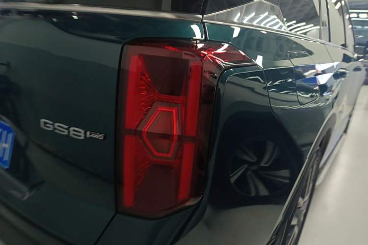 Used GAC Trumpchi GS8 2022 Flagship Series 2.0 TGDI Four-Wheel Drive Luxury Smart Connectivity Version (7 Seats)
