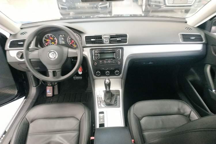 Used Volkswagen Passat 2014 1.8TSI DSG Luxury Edition