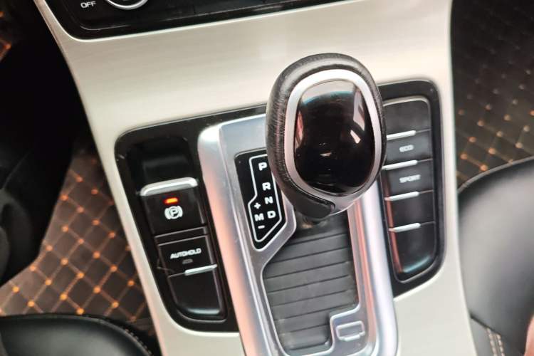 Used Geely Auto Emgrand GL 2017 1.3T DCT Luxury Model
