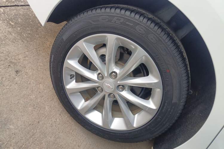 Used Chevrolet Cruze 2018 320 Automatic Pioneer Sunroof Edition
