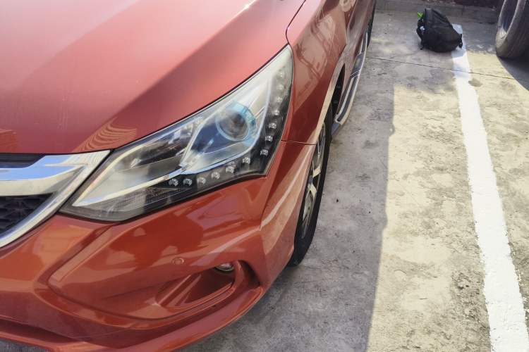 Used BYD Song 2016 GaiShi Edition 1.5TID Automatic Elite Model
