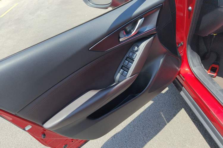 Used Mazda CX-4 2020 2.5L Automatic 2WD Sky-Drive Fun Edition
